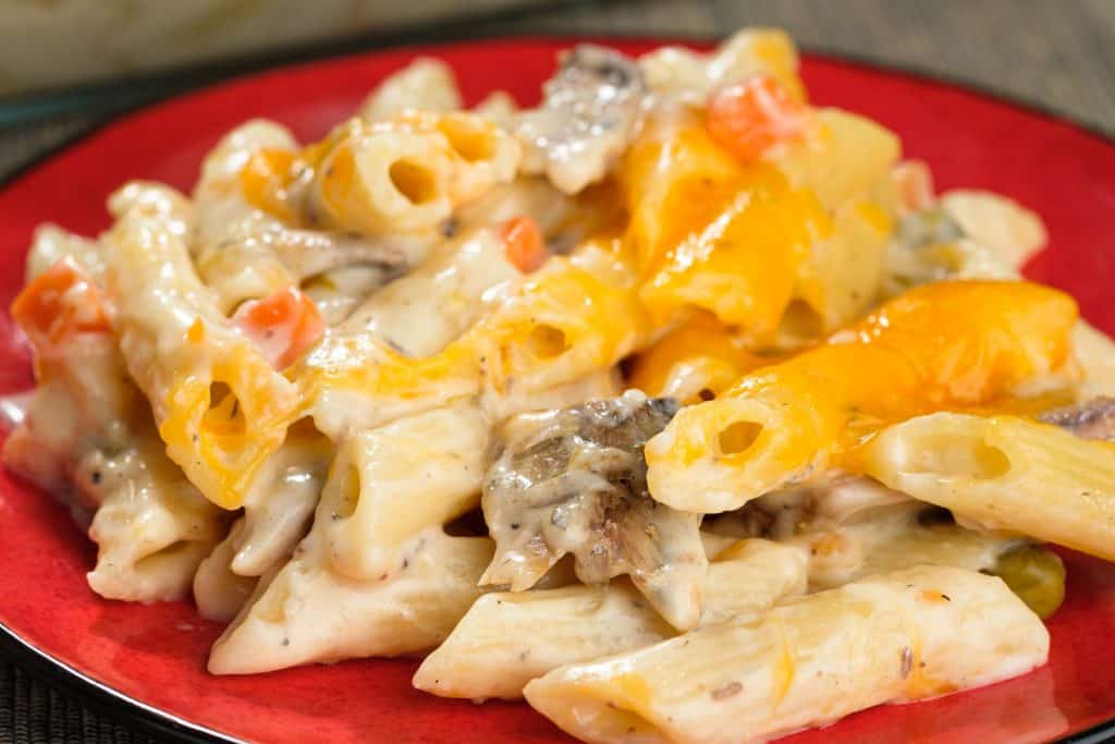 BRUNSWICK® QUICK AND EASY SARDINE PASTA CASSEROLE Brunswick® Seafood